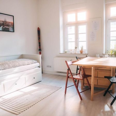 Gemütliche 45m² Wohnung mit NETFLIX&Disney+ Érfurt Exterior foto
